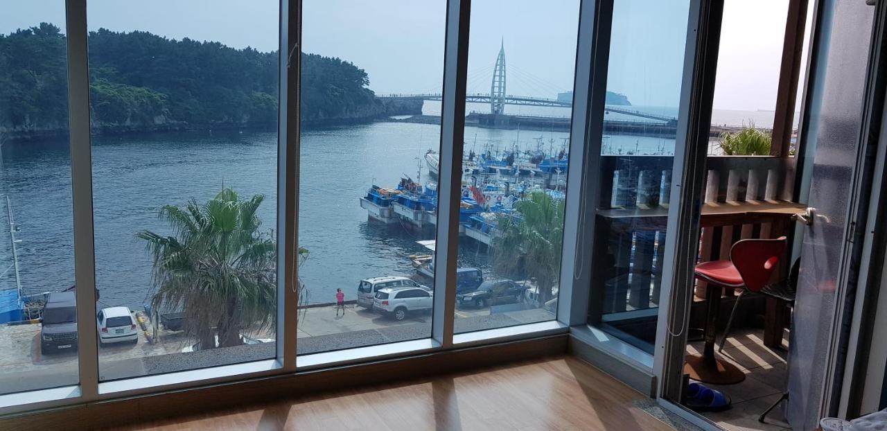 Seom Story Pension Seogwipo Ngoại thất bức ảnh
