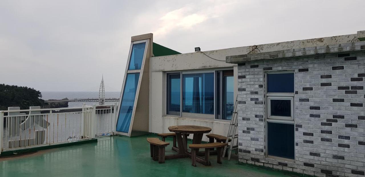 Seom Story Pension Seogwipo Ngoại thất bức ảnh